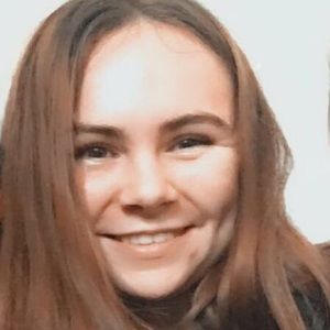 Meet your Posher, Claire